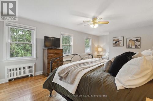 142 Elworthy Avenue, London, ON - Indoor Photo Showing Bedroom