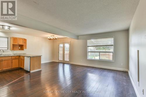 9927 Florence Street, St. Thomas, ON - Indoor Photo Showing Kitchen