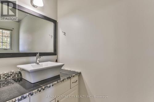 9927 Florence Street, St. Thomas, ON - Indoor Photo Showing Bathroom