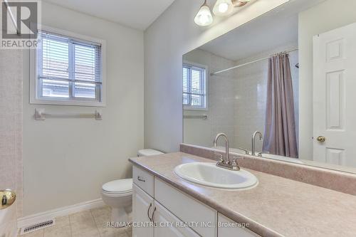 9927 Florence Street, St. Thomas, ON - Indoor Photo Showing Bathroom