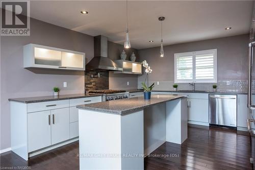 359326 Grey Road 15, Meaford, ON - Indoor Photo Showing Kitchen With Upgraded Kitchen