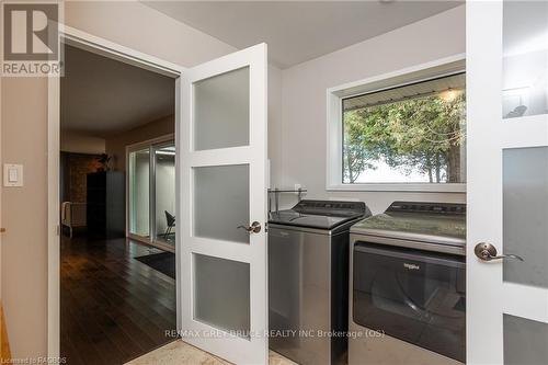 359326 Grey Road 15, Meaford, ON - Indoor Photo Showing Laundry Room