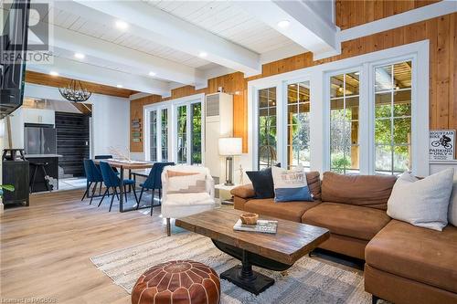 222 Pellisier Street, Eugenia, ON - Indoor Photo Showing Living Room