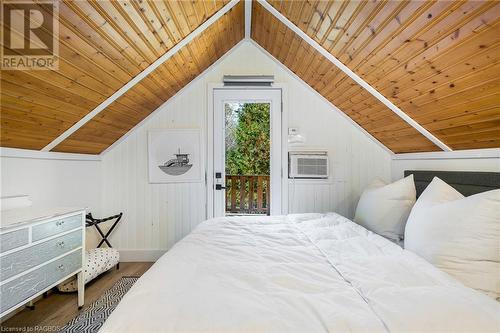 222 Pellisier Street, Eugenia, ON - Indoor Photo Showing Bedroom