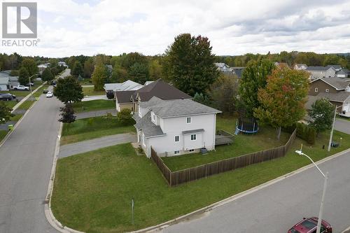 18 Queensgate Blvd, Sault Ste. Marie, ON - Outdoor With View