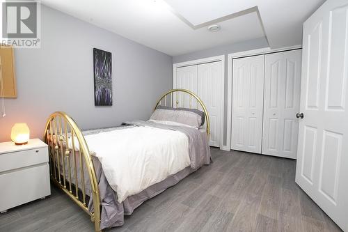 18 Queensgate Blvd, Sault Ste. Marie, ON - Indoor Photo Showing Bedroom