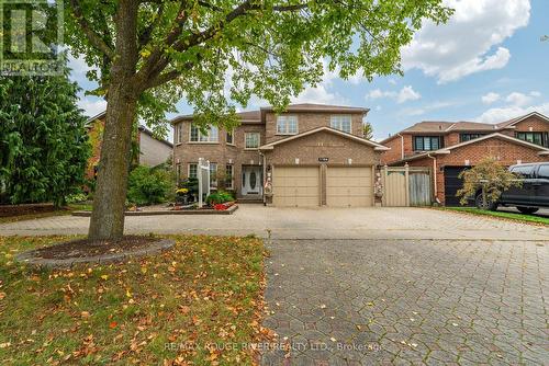 1106 Ridge Valley Drive, Oshawa (Pinecrest), ON 