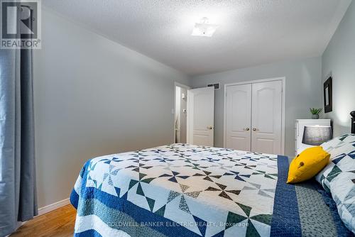 10 - 861 Wentworth Street, Peterborough (Otonabee), ON - Indoor Photo Showing Bedroom