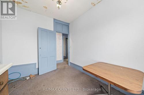 221 Coleman Street, Belleville, ON - Indoor Photo Showing Other Room