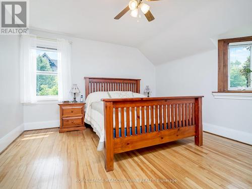 133 Main Street S, Halton Hills, ON - Indoor Photo Showing Bedroom