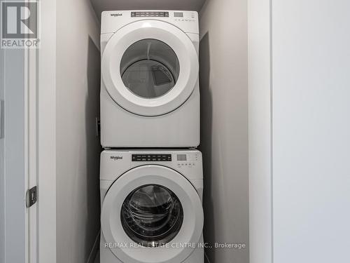 9 - 3473 Widdicombe Way, Mississauga, ON - Indoor Photo Showing Laundry Room