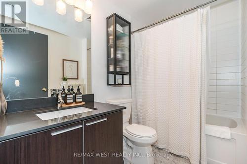 1705 - 10 Park Lawn Road, Toronto, ON - Indoor Photo Showing Bathroom