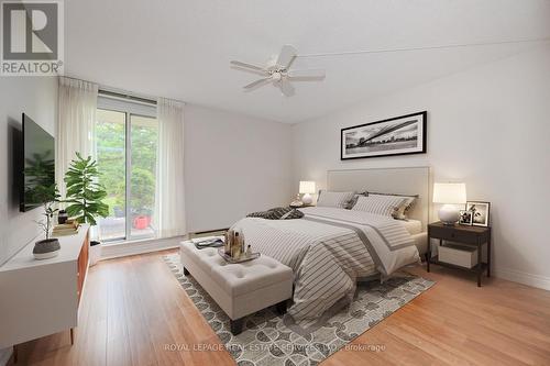 104 - 1071 Queens Avenue, Oakville, ON - Indoor Photo Showing Bedroom