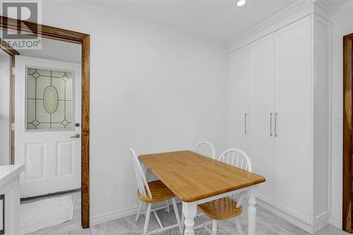 434 Bertha Avenue, Windsor, ON - Indoor Photo Showing Dining Room