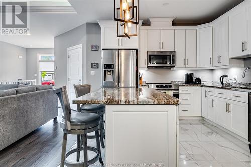 1983 Ethan Court, Windsor, ON - Indoor Photo Showing Kitchen With Upgraded Kitchen