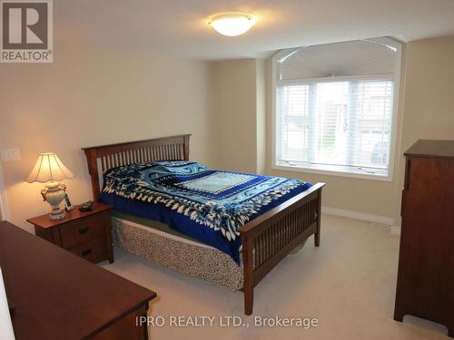 77 Oakes Crescent, Guelph, ON - Indoor Photo Showing Bedroom