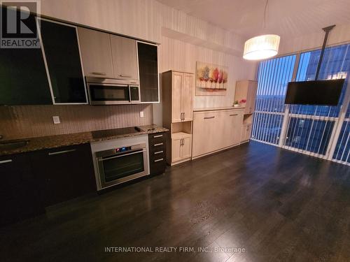 3708 - 5168 Yonge Street, Toronto, ON - Indoor Photo Showing Other Room