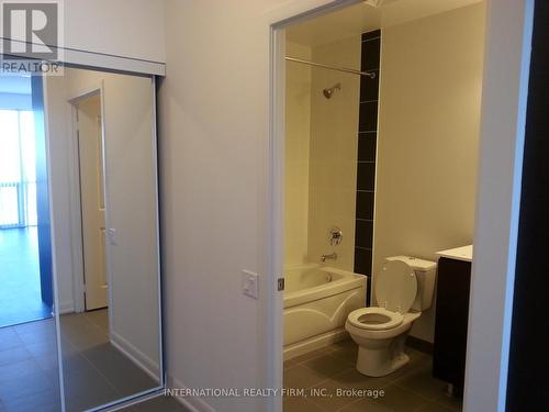 3708 - 5168 Yonge Street, Toronto, ON - Indoor Photo Showing Bathroom