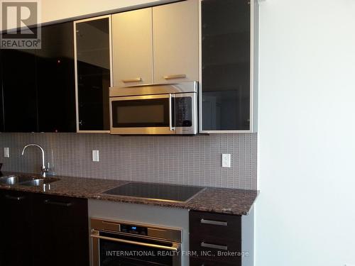 3708 - 5168 Yonge Street, Toronto, ON - Indoor Photo Showing Kitchen With Double Sink