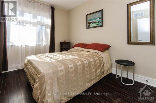 113 Clarendon Avenue, Ottawa, ON - Indoor Photo Showing Bedroom