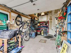 Garage - 