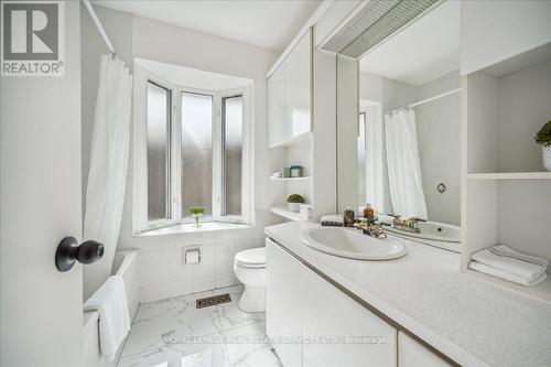 146 Cass Avenue, Toronto, ON - Indoor Photo Showing Bathroom