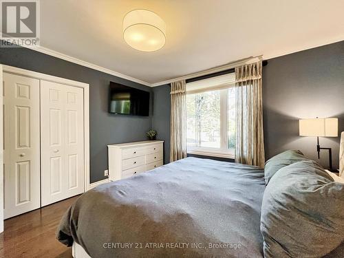 11 Latham Avenue, Toronto, ON - Indoor Photo Showing Bedroom