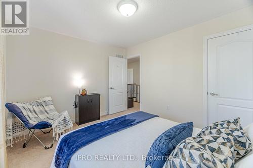 762 Grand Ridge Avenue, Oshawa, ON - Indoor Photo Showing Bedroom