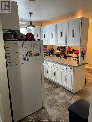 45 Gray Street, Chatham, ON - Indoor Photo Showing Kitchen