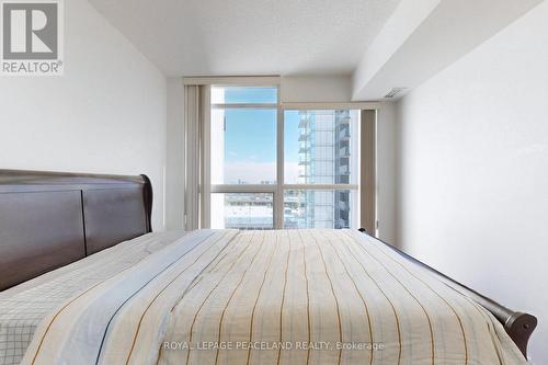 1209 - 33 Singer Court, Toronto, ON - Indoor Photo Showing Bedroom