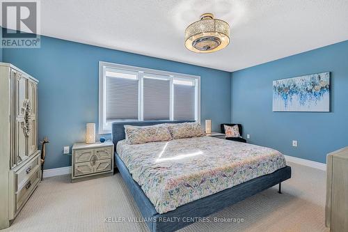 57 Clifford Fairbarn Drive, East Gwillimbury, ON - Indoor Photo Showing Bedroom