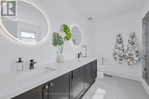 57 Clifford Fairbarn Drive, East Gwillimbury, ON - Indoor Photo Showing Bathroom