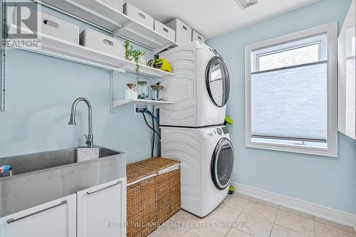 57 Clifford Fairbarn Drive, East Gwillimbury, ON - Indoor Photo Showing Laundry Room