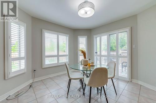 2303 Hilltop Lane, Oakville, ON - Indoor Photo Showing Dining Room