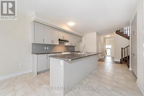 224 Eastbridge Avenue, Welland, ON - Indoor Photo Showing Kitchen