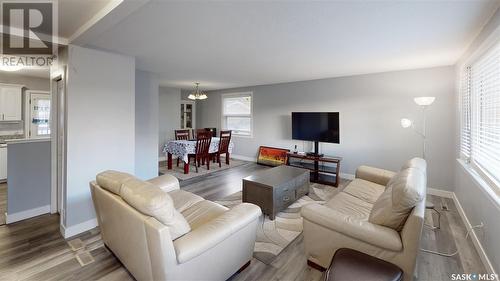 4619 7Th Avenue, Regina, SK - Indoor Photo Showing Living Room