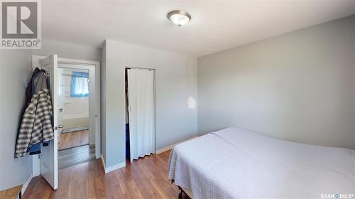 4619 7Th Avenue, Regina, SK - Indoor Photo Showing Bedroom