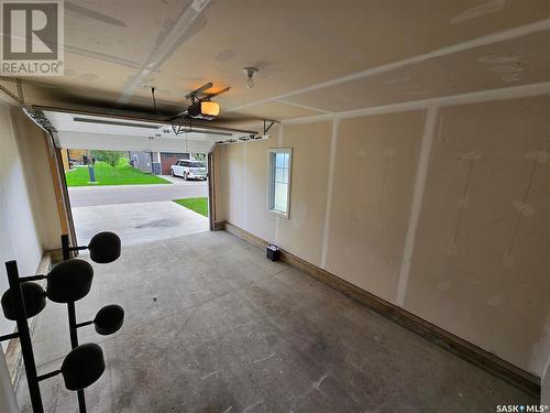 406 1303 Paton Crescent, Saskatoon, SK - Indoor Photo Showing Garage