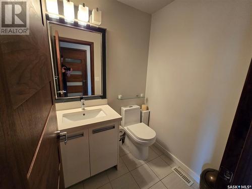 406 1303 Paton Crescent, Saskatoon, SK - Indoor Photo Showing Bathroom