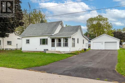 38 York Street W, Chatham-Kent (Ridgetown), ON - Outdoor