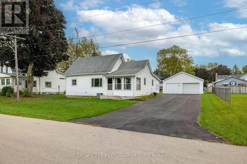 38 York Street W, Chatham-Kent (Ridgetown), ON - Outdoor With Facade