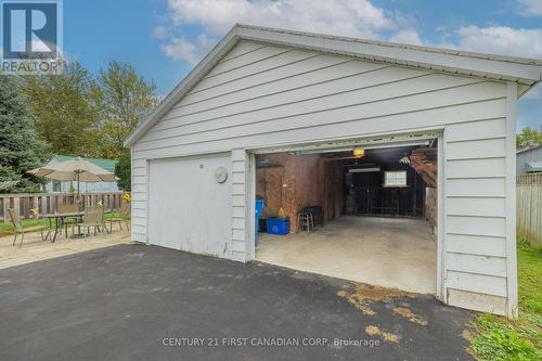 38 York Street W, Chatham-Kent (Ridgetown), ON - Outdoor With Exterior