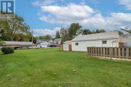 38 York Street W, Chatham-Kent (Ridgetown), ON - Outdoor