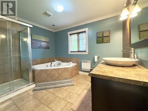 12 Bonia Avenue, Pasadena, NL - Indoor Photo Showing Bathroom