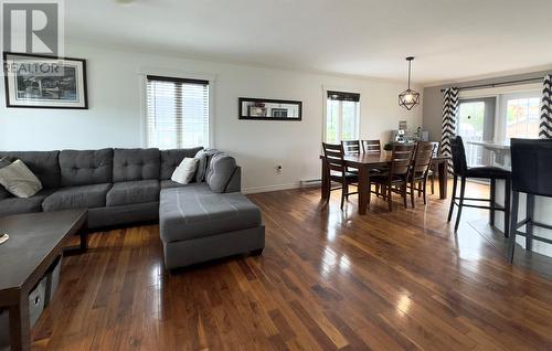 12 Bonia Avenue, Pasadena, NL - Indoor Photo Showing Living Room