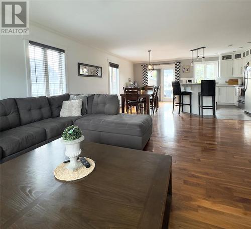 12 Bonia Avenue, Pasadena, NL - Indoor Photo Showing Living Room