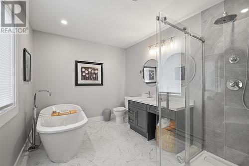 28 Pepperwood Drive, St. John'S, NL - Indoor Photo Showing Bathroom