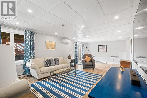 28 Pepperwood Drive, St. John'S, NL - Indoor Photo Showing Living Room