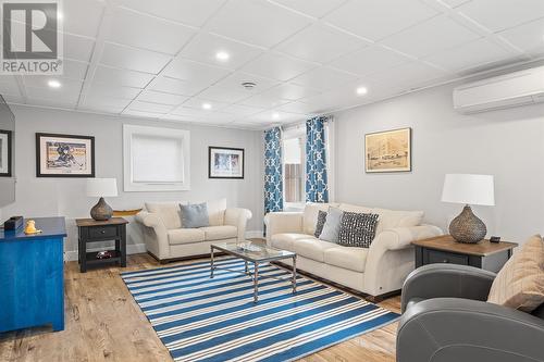 28 Pepperwood Drive, St. John'S, NL - Indoor Photo Showing Living Room