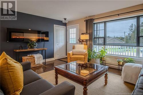 21 Homestead Drive, Hampton, NB - Indoor Photo Showing Living Room